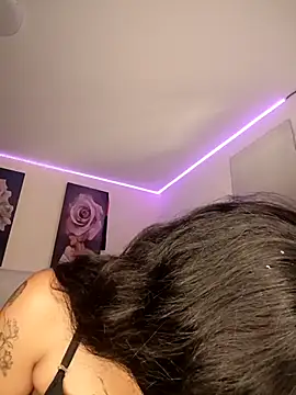 XXX chat uživo modela SamathaMay