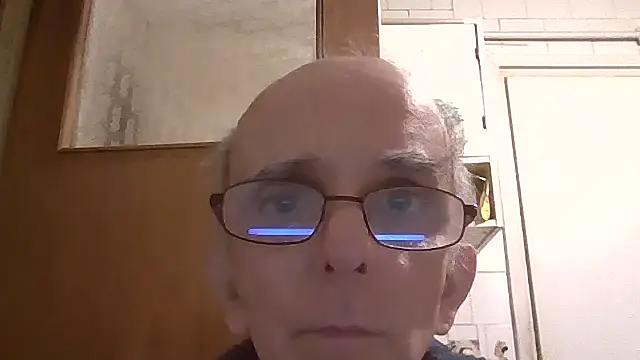 mariusica1@xh Chat XXX in diretta