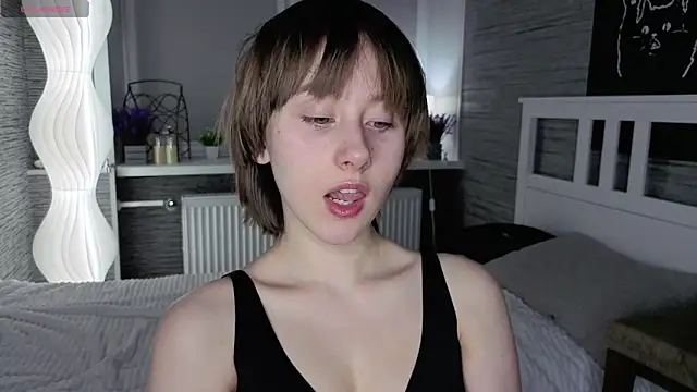 XXX chat uživo modela EthalBuffkin