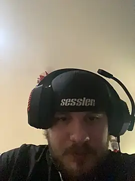 Penji08: διαδικτυακό σόου στην κάμερα