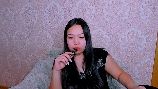 Kris_top_Lee Live XXX-Chat