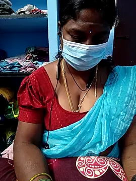 jothika45 élő XXX-chatje