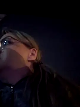 BLONDKICIA1 Chat XXX in diretta