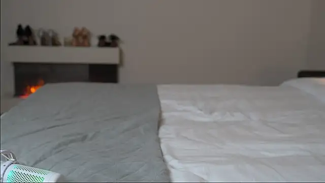 ella_twinklのライブXXXチャット