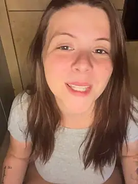 Nina_blain Chat XXX in diretta