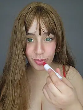 Olesya5 Adlı Modelin Canlı XXX Sohbeti