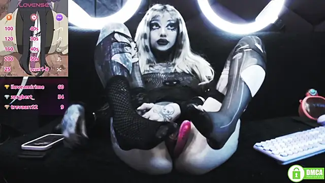 TyphoidMaryのライブXXXチャット