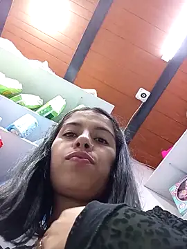 Nathaly_12のライブXXXチャット