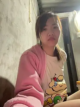 -Lyly_ Show in webcam