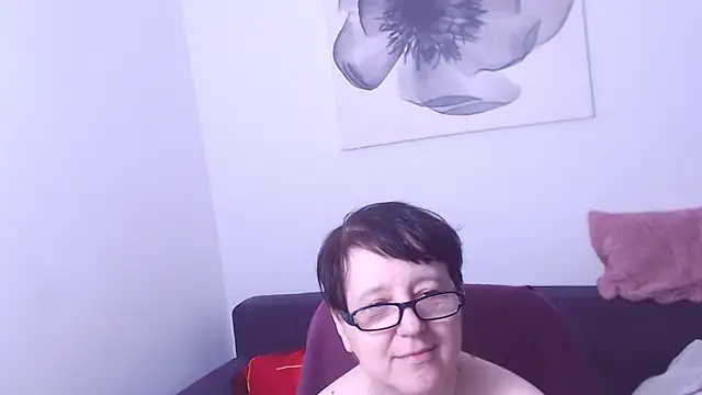 ChristaRose 即時 XXX 聊天