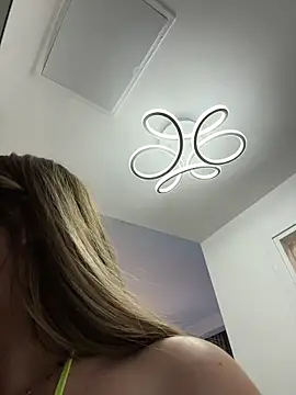 IsabellaEtthanのライブXXXチャット