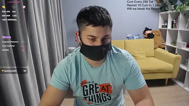 Tomguys Show in webcam