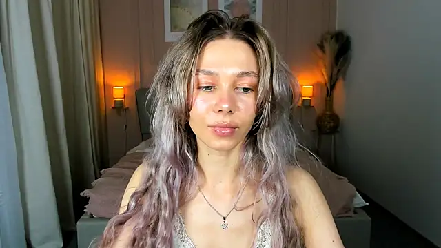 LuluAlis 现场XXX聊天