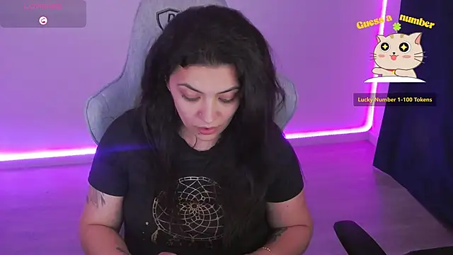 LuciaLoca Chat XXX in diretta