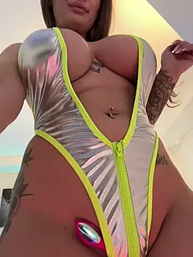 IsabellaEtthan Live XXX Chat