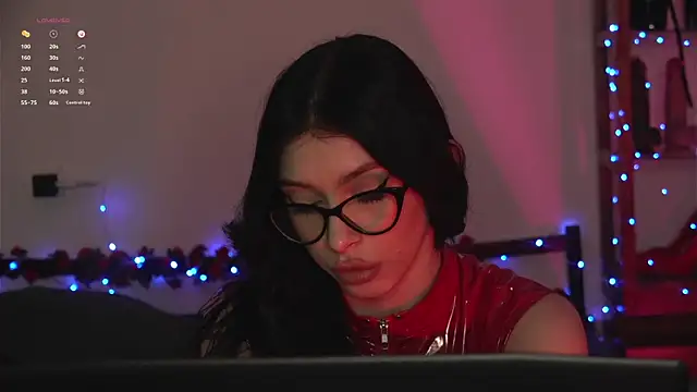 Olivia_Faye: απευθείας συνομιλία ΧΧΧ