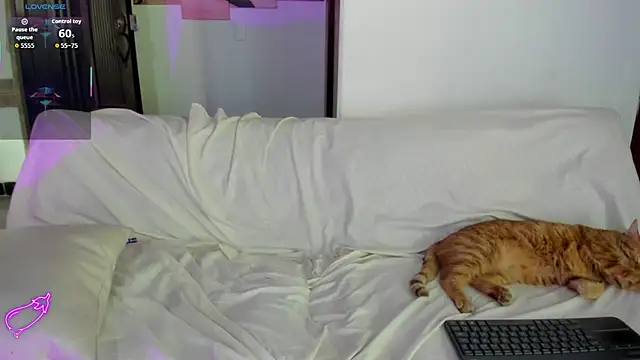 Nikki__uwuのライブXXXチャット