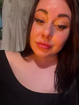 DaisyStreet: απευθείας συνομιλία ΧΧΧ