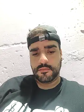 gusto14cm Show in webcam