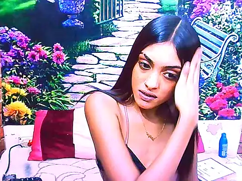 دردشة IndianPretty14u2Luv الجنسية المباشرة