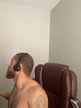 Fathero1time Chat XXX in diretta