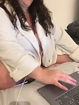 sweeti_Em Live XXX-chat