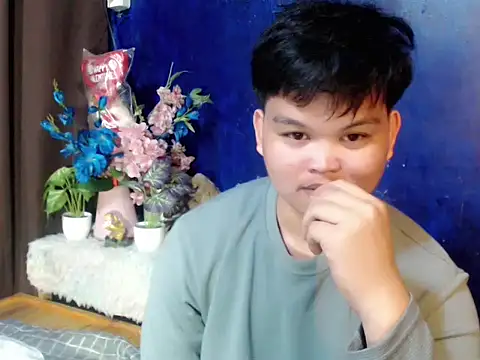 Rain_cum 网络视讯表演