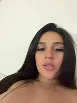 Chat +18 de violet-333 ao vivo