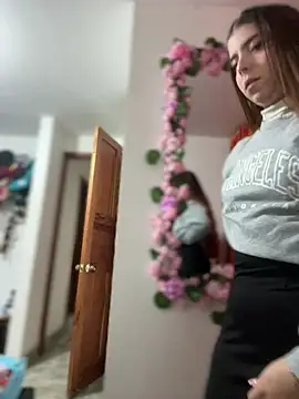 Cloew_Marz – Live XXX-chat