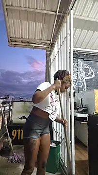 ChannelCox1 – Live XXX-chat