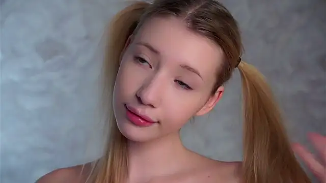 SunnivaCovil 即時 XXX 聊天