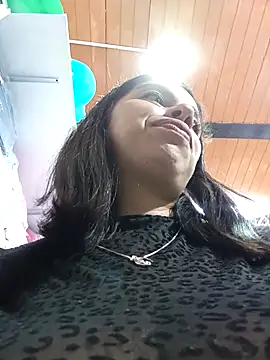 Nathaly_12 – Live XXX-chat