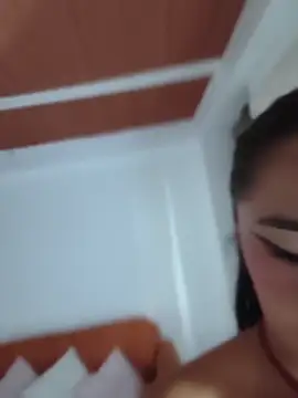 Chat +18 de In-Ur-dreams ao vivo