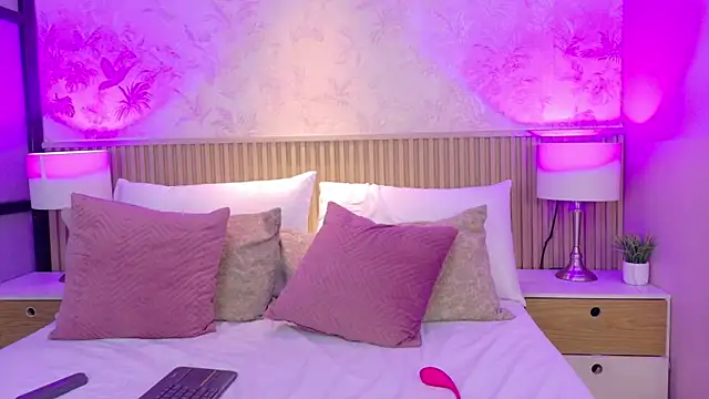 ValeriaMonet 即時 XXX 聊天