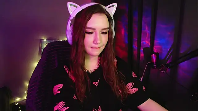 Chat +18 de Celia_Sensual_ ao vivo