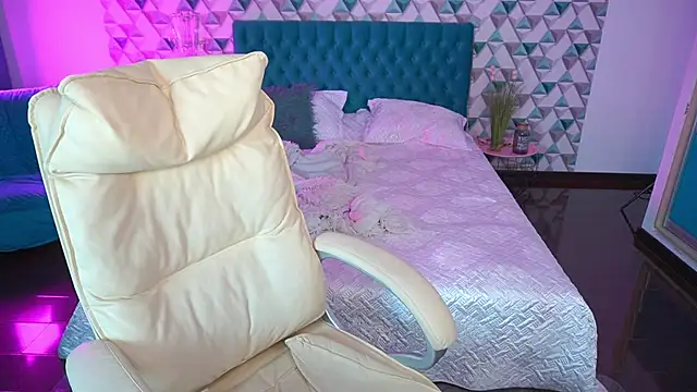 Chat XXX Live LittleJulii