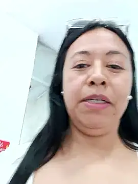 Chat +18 de Violeta-Stationery_7 ao vivo