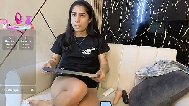 Julianas_pm – Live XXX-chat