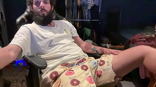 Chat +18 de falacomigobbzin ao vivo