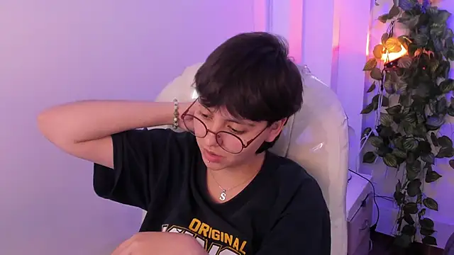 Nathaly_ds élő XXX-chatje