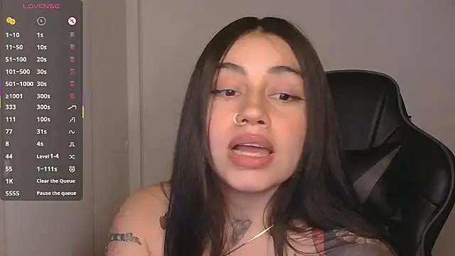 Онлайн чат XXX val_bardot