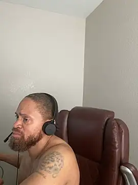 Fathero1time 即時 XXX 聊天