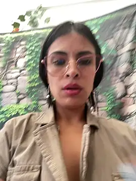 Astrid-- Webcam Show