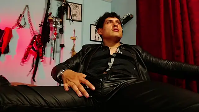 dom2travelersss Pertunjukan Webcam