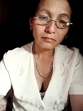 Živý XXX chat Cucci07