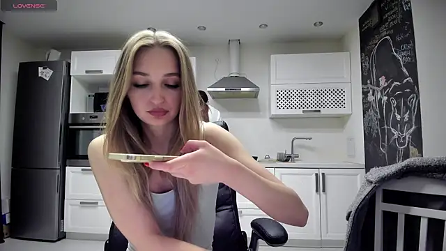 lisenok – Naživo XXX chat