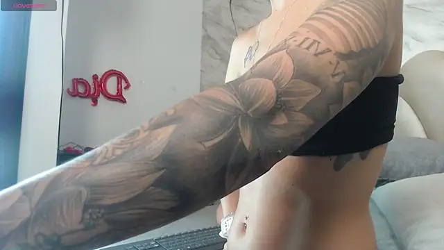 darkkjulietha – Naživo XXX chat