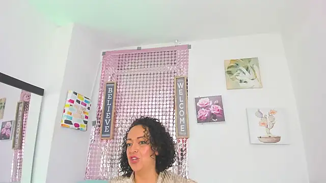 AnaDalila_Latina: απευθείας συνομιλία ΧΧΧ