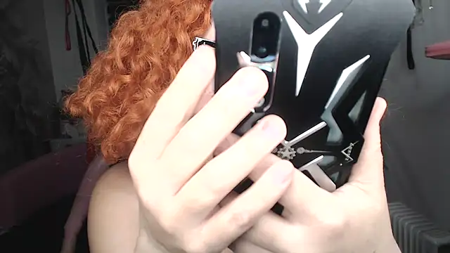 Chat XXX en directo de MISSwithDOLLS