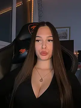 Онлайн чат XXX EricaWalls